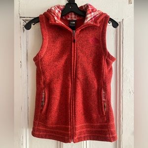 North Face fleece lined vest w/hood.